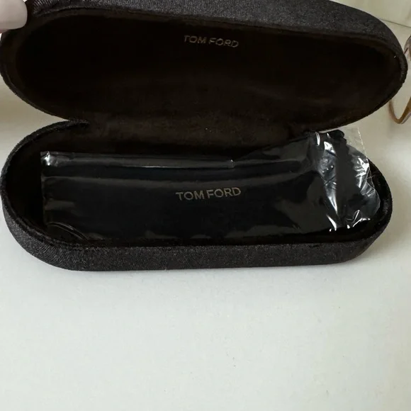 NEW TOM FORD reading glasses - Picture 5 of 10